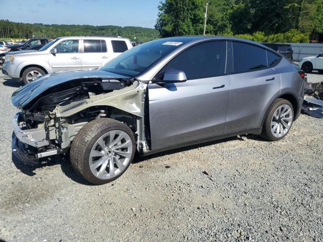 TESLA MODEL Y 2026