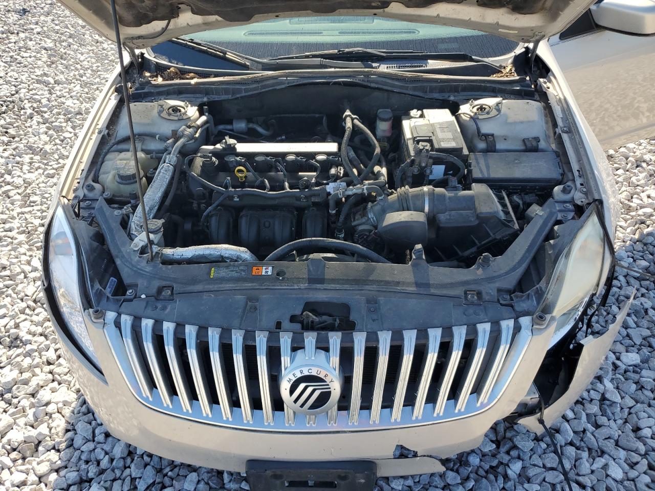 2010 Mercury Milan VIN: 3MEHM0HA0AR615944 Lot: 60977155