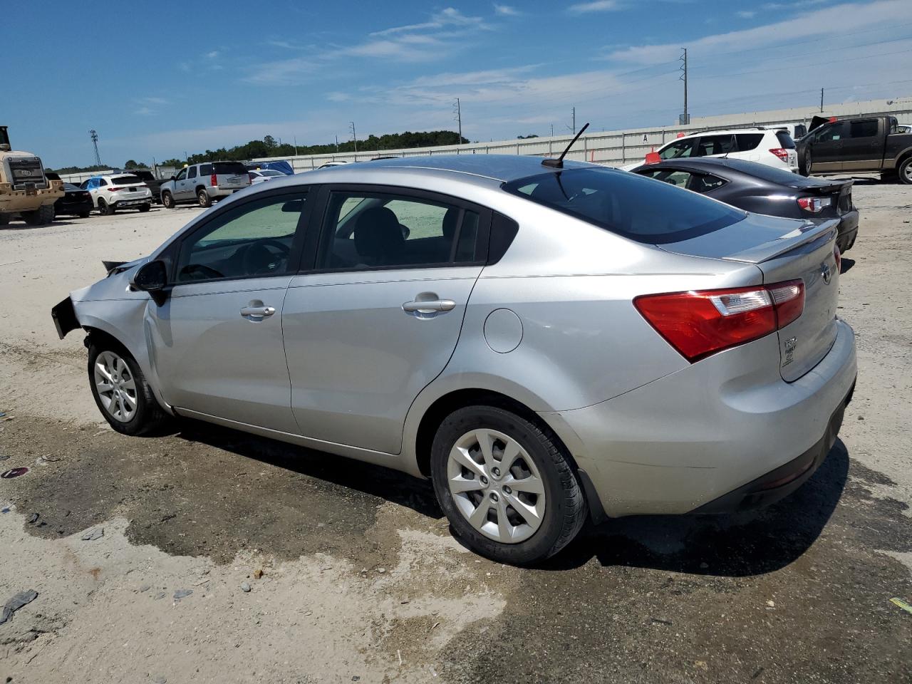 KIA RIO 2013 VIN KNADM4A3XD6175779 фото 2