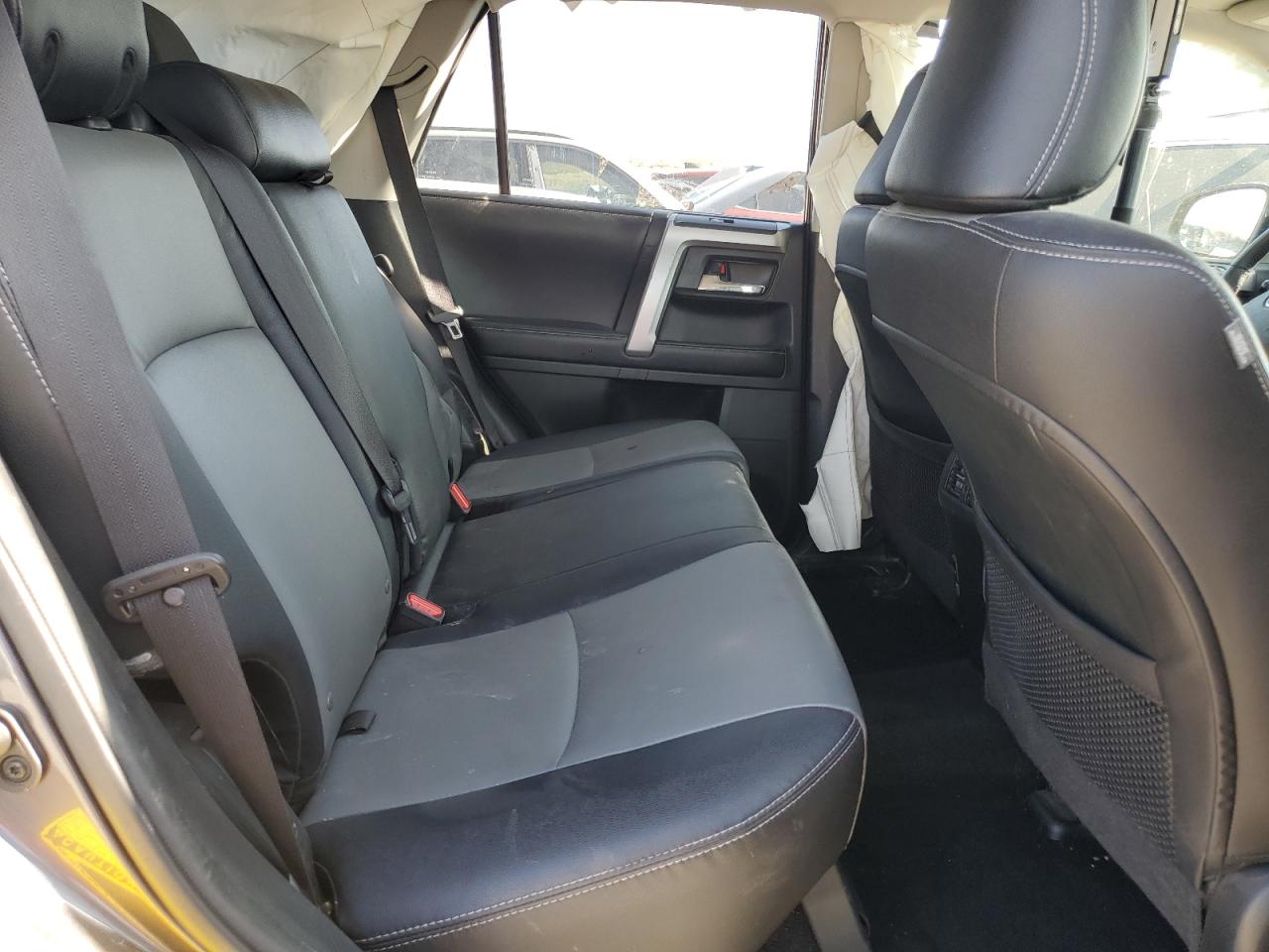 2017 Toyota 4Runner Sr5/Sr5 Premium VIN: JTEBU5JR5H5447098 Lot: 61288605