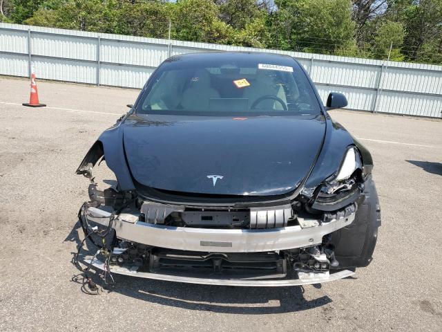  TESLA MODEL 3 2022 Черный
