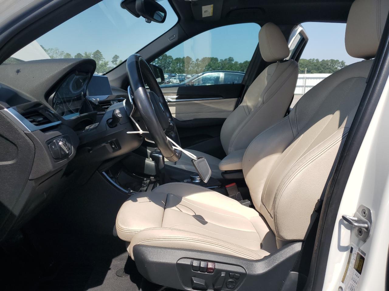2018 BMW X1 xDrive28I VIN: WBXHT3C30J5K29982 Lot: 61623015