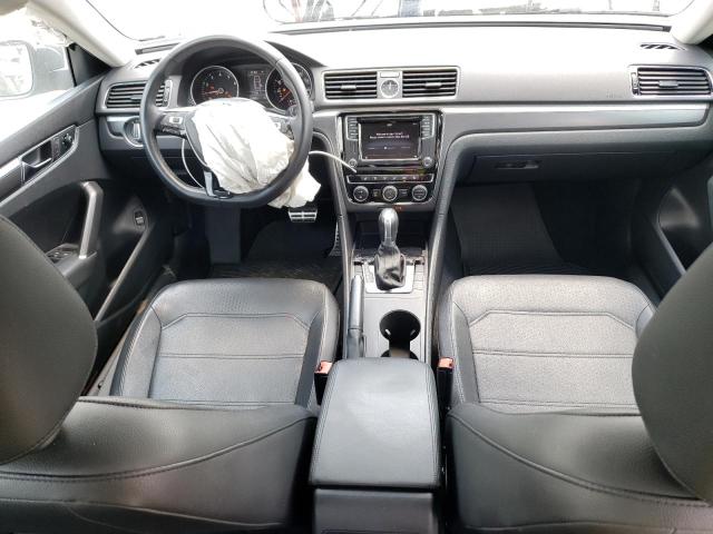  VOLKSWAGEN PASSAT 2017 Szary