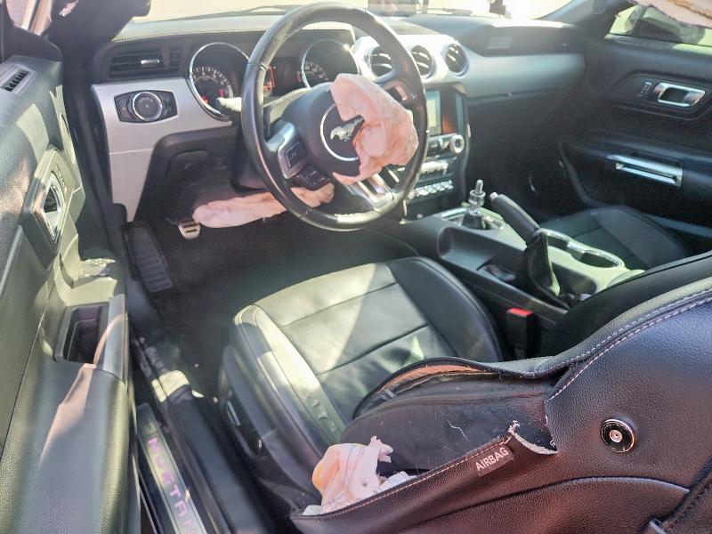 FORD MUSTANG 2016 Czarny