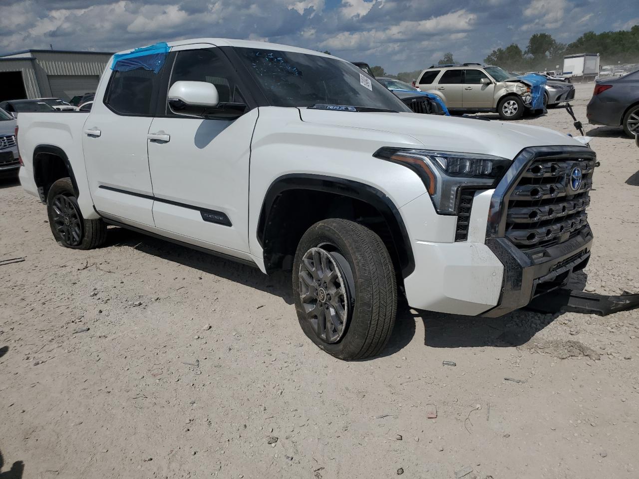 TOYOTA TUNDRA 2024 VIN 5TFNC5DB6RX051433 фото 4