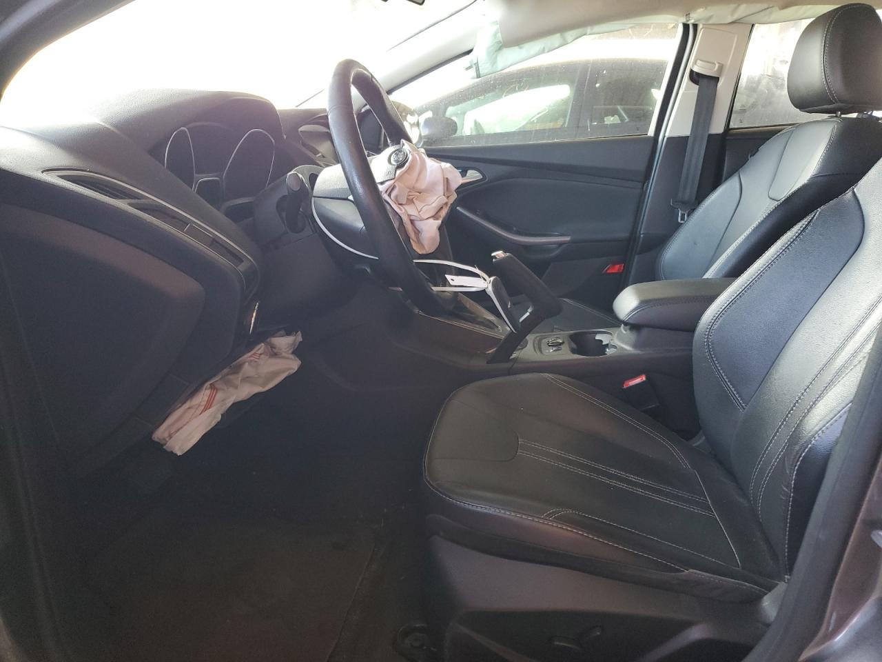 2014 Ford Focus Titanium VIN: 1FADP3J22EL224591 Lot: 60902895