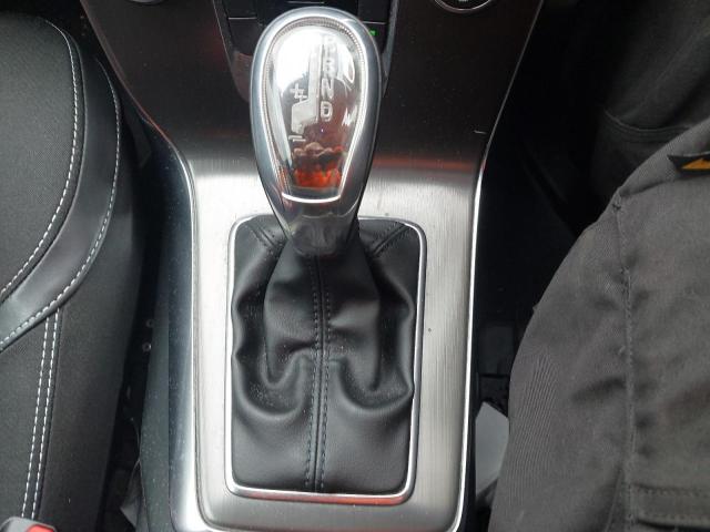 2013 VOLVO V40
