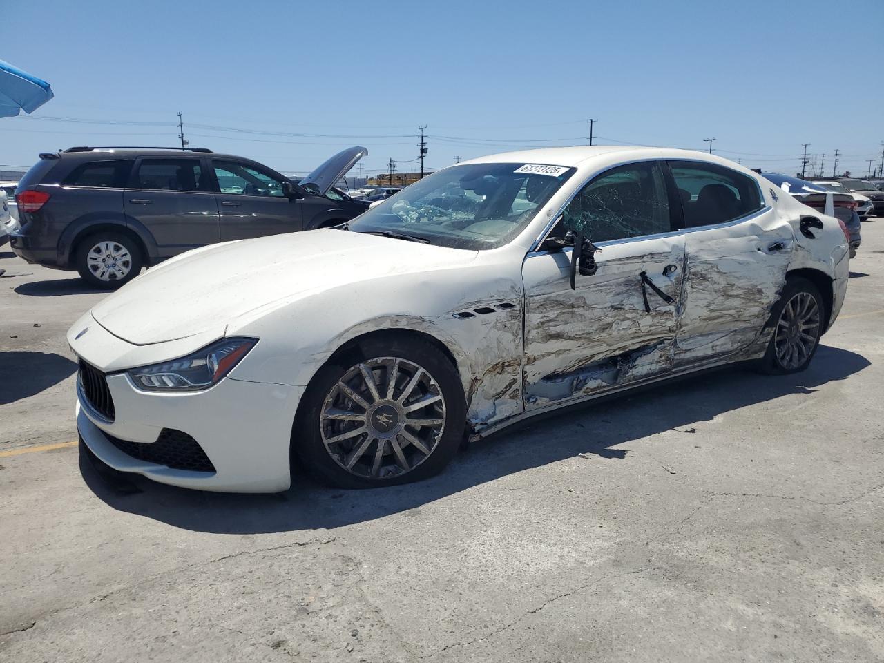 2015 Maserati Ghibli იყიდება Sun Valley-ში, CA - Side