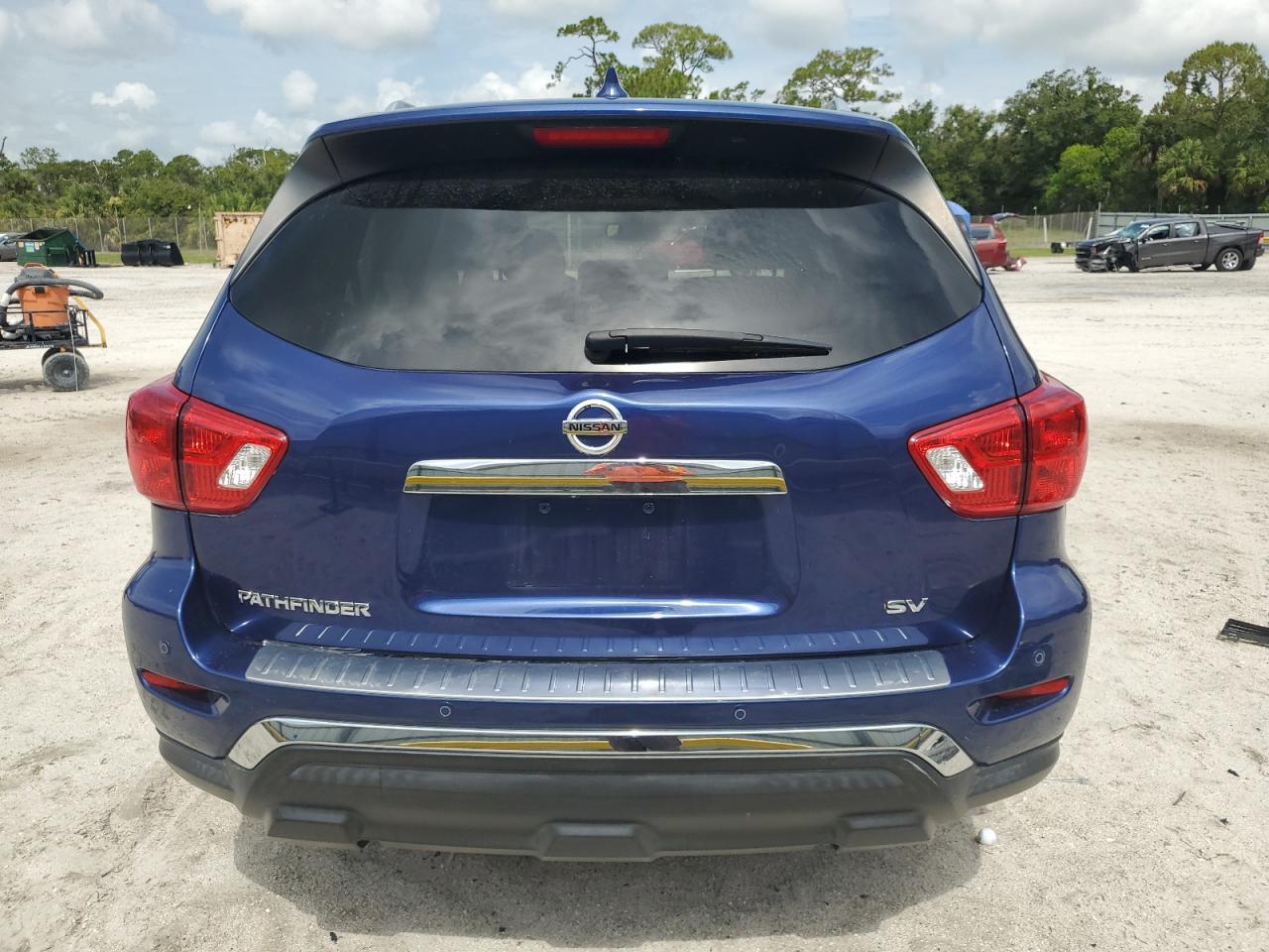 2019 Nissan Pathfinder S VIN: 5N1DR2MN5KC583641 Lot: 62843435
