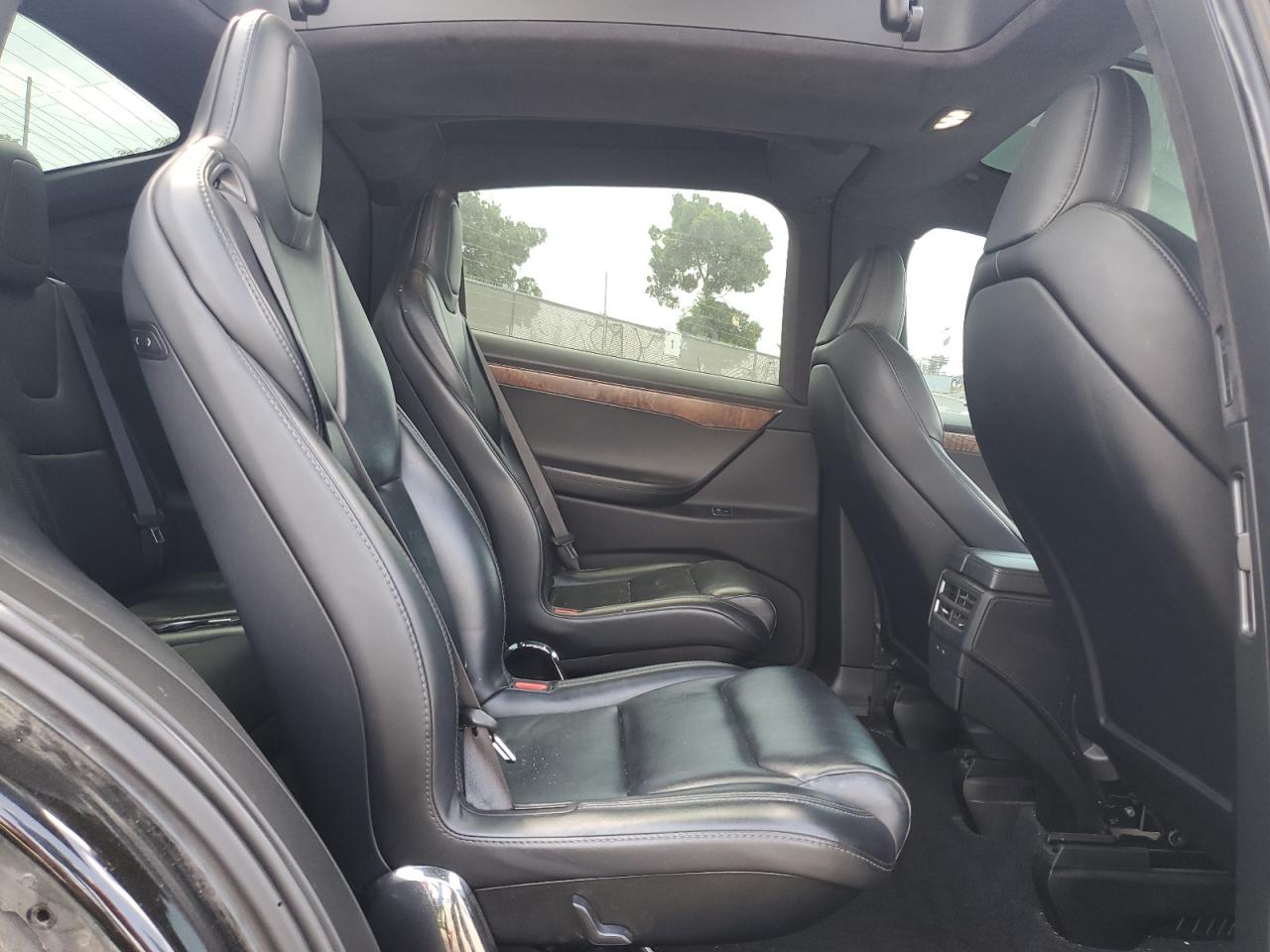 2020 Tesla Model X VIN: 5YJXCBE25LF235110 Lot: 61850045