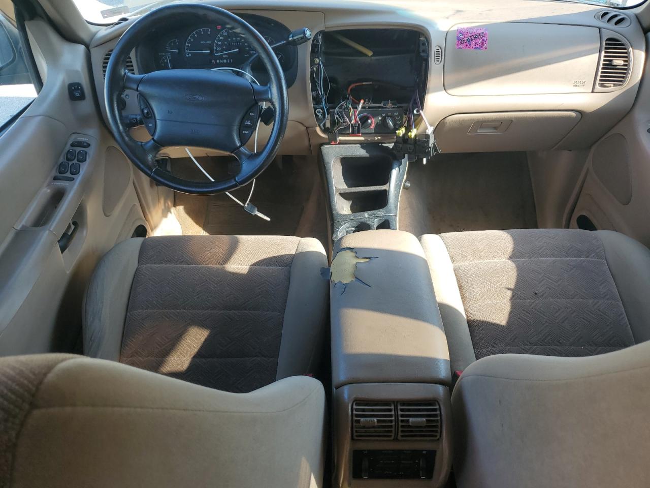 1999 Ford Explorer VIN: 1FMDU32EXXZA24792 Lot: 62281575