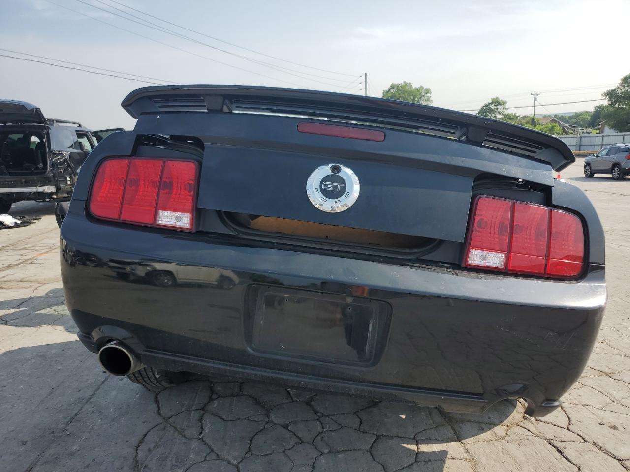 2005 Ford Mustang Gt VIN: 1ZVHT85H455219333 Lot: 60652925
