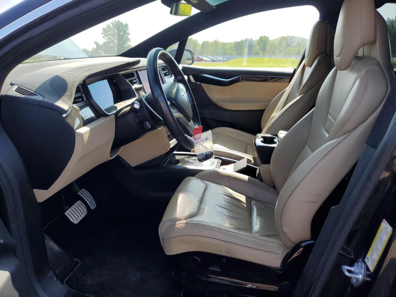 2016 Tesla Model X VIN: 5YJXCBE44GF020342 Lot: 61719085