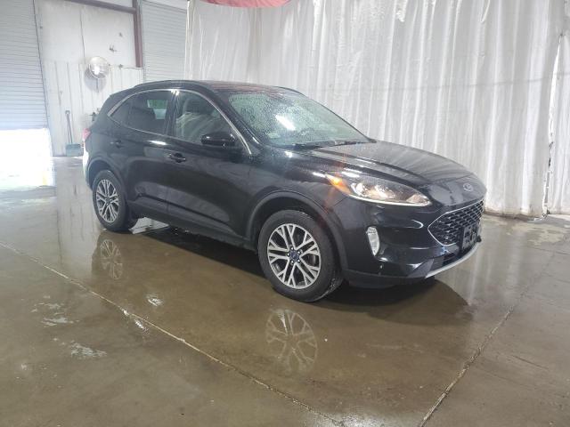  FORD ESCAPE 2021 Czarny