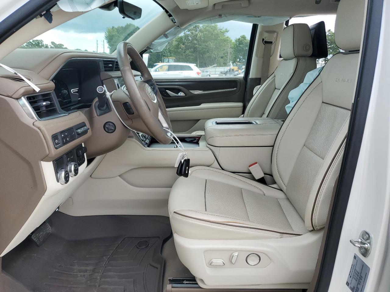 2022 GMC Yukon Denali VIN: 1GKS1DKL4NR100985 Lot: 60863225