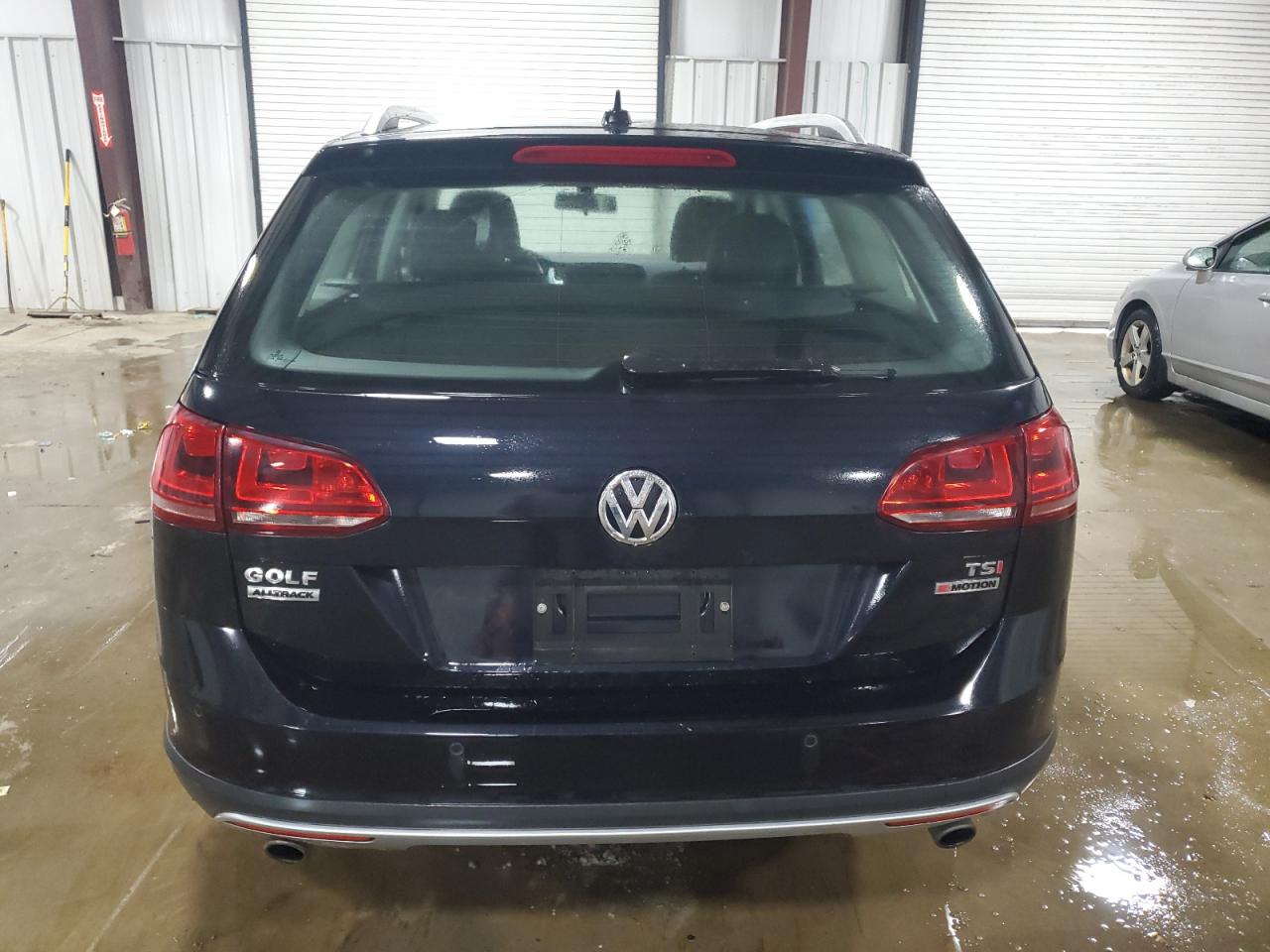 2017 Volkswagen Golf Alltrack S VIN: 3VWM17AUXHM520477 Lot: 63228085