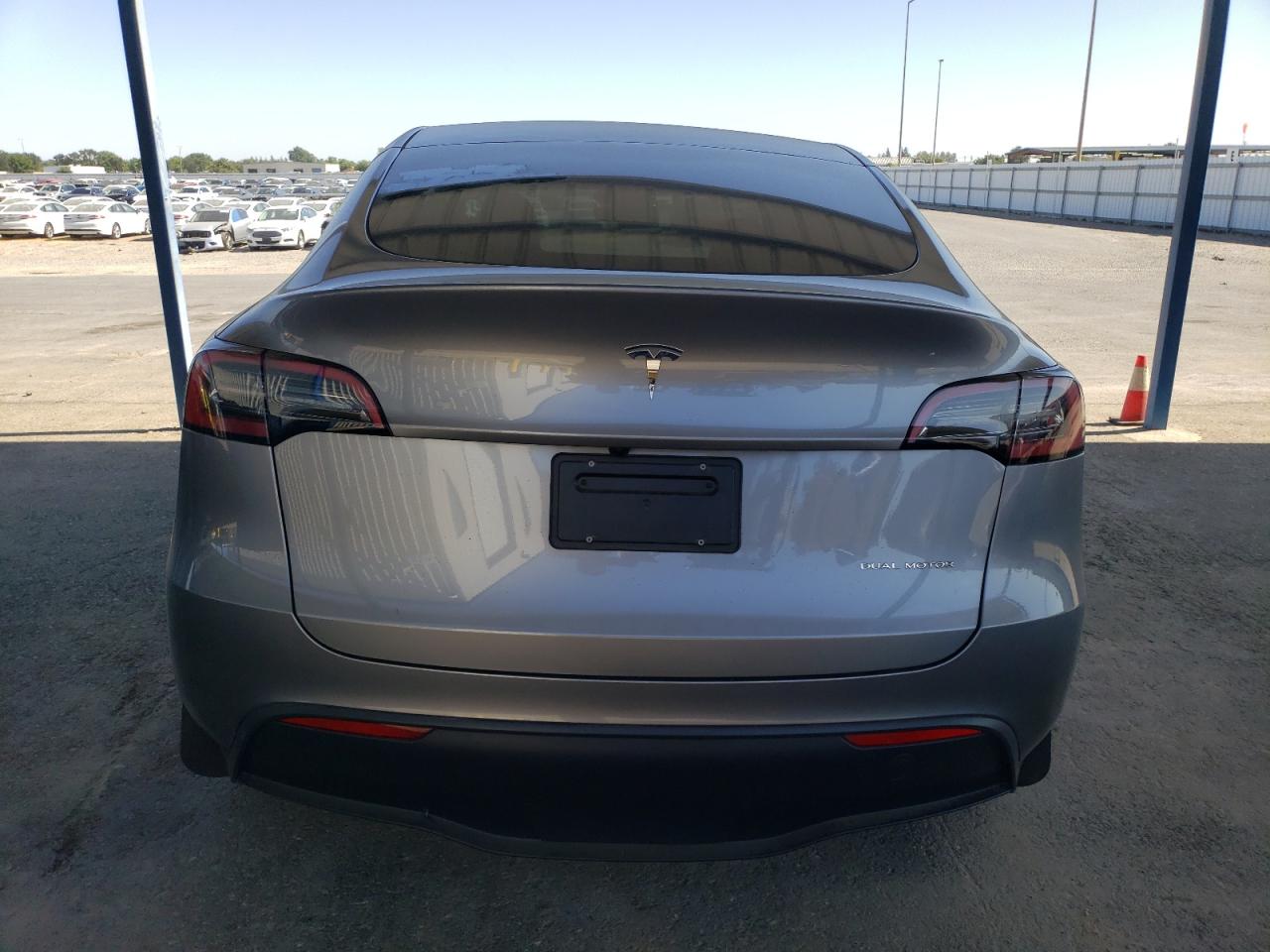 2025 Tesla Model Y VIN: 7SAYGDEE9SF240505 Lot: 60691095