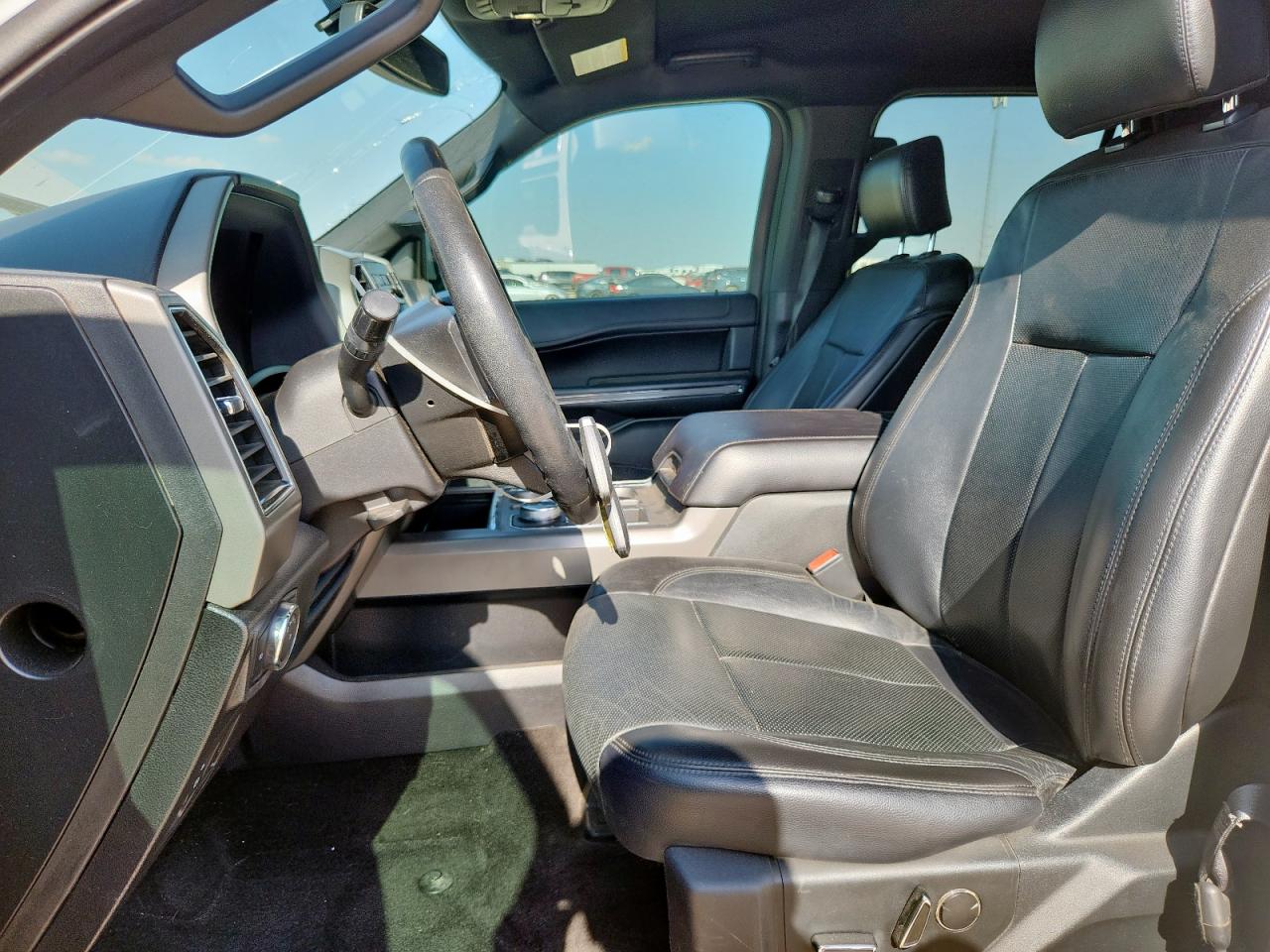 2018 Ford Expedition Xlt VIN: 1FMJU1HT9JEA13343 Lot: 61191455