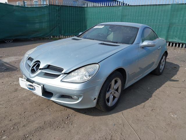 2006 MERCEDES BENZ SLK 200 KO for sale at Copart PETERLEE