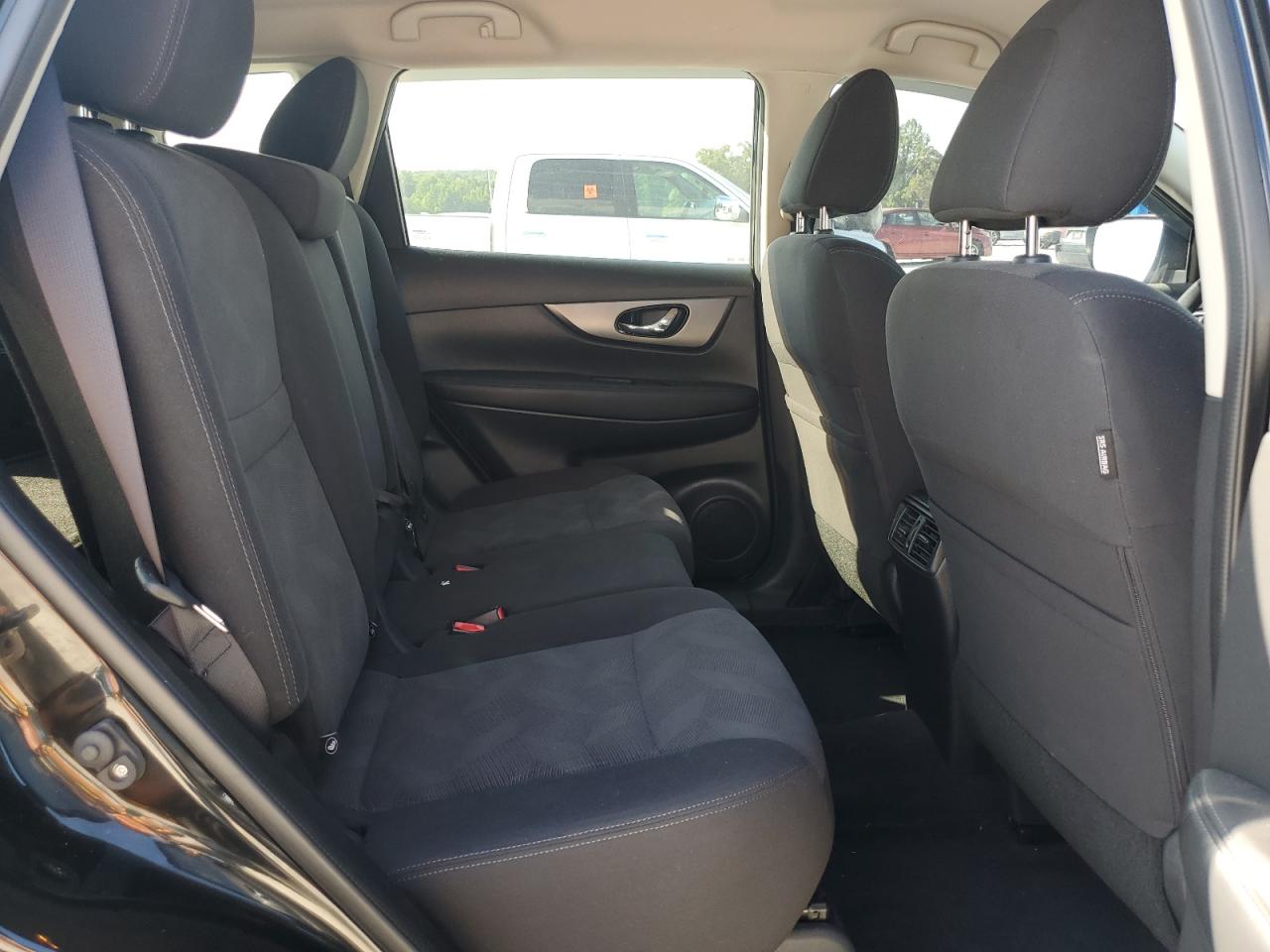 2016 Nissan Rogue S VIN: KNMAT2MT1GP723207 Lot: 62857535