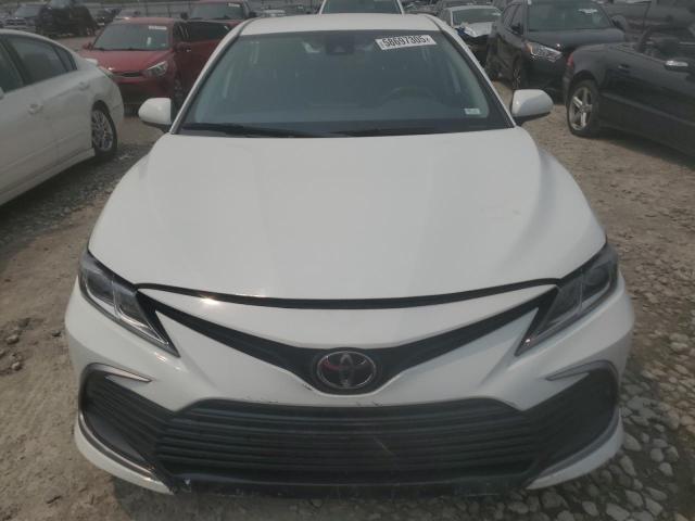  TOYOTA CAMRY 2021 Biały