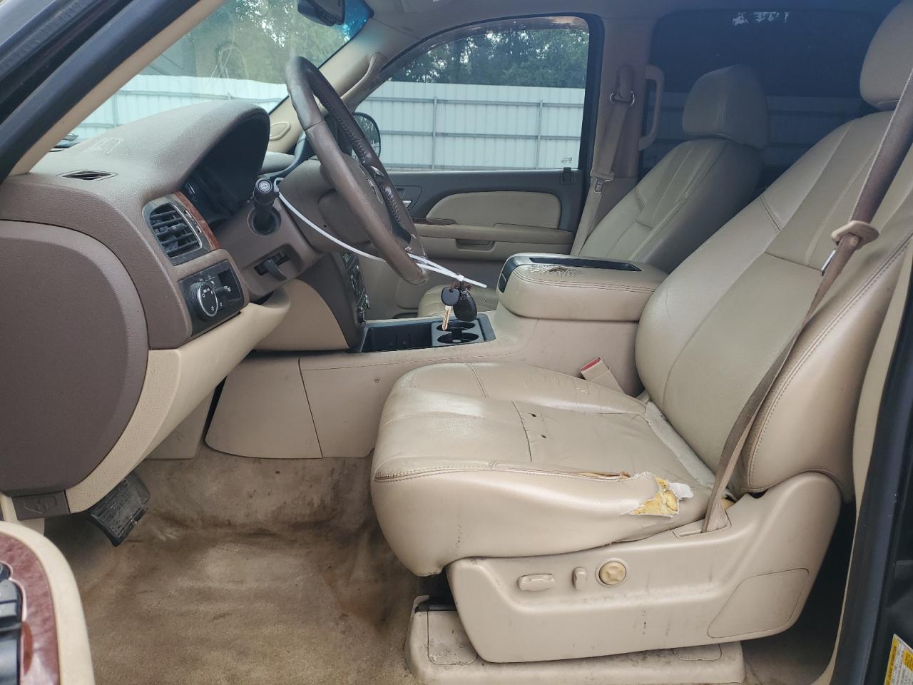 2007 GMC Yukon Xl C1500 VIN: 1GKFC16017R323367 Lot: 62348445
