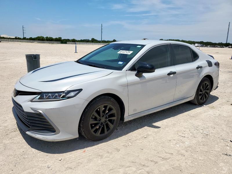 TOYOTA CAMRY LE 2024