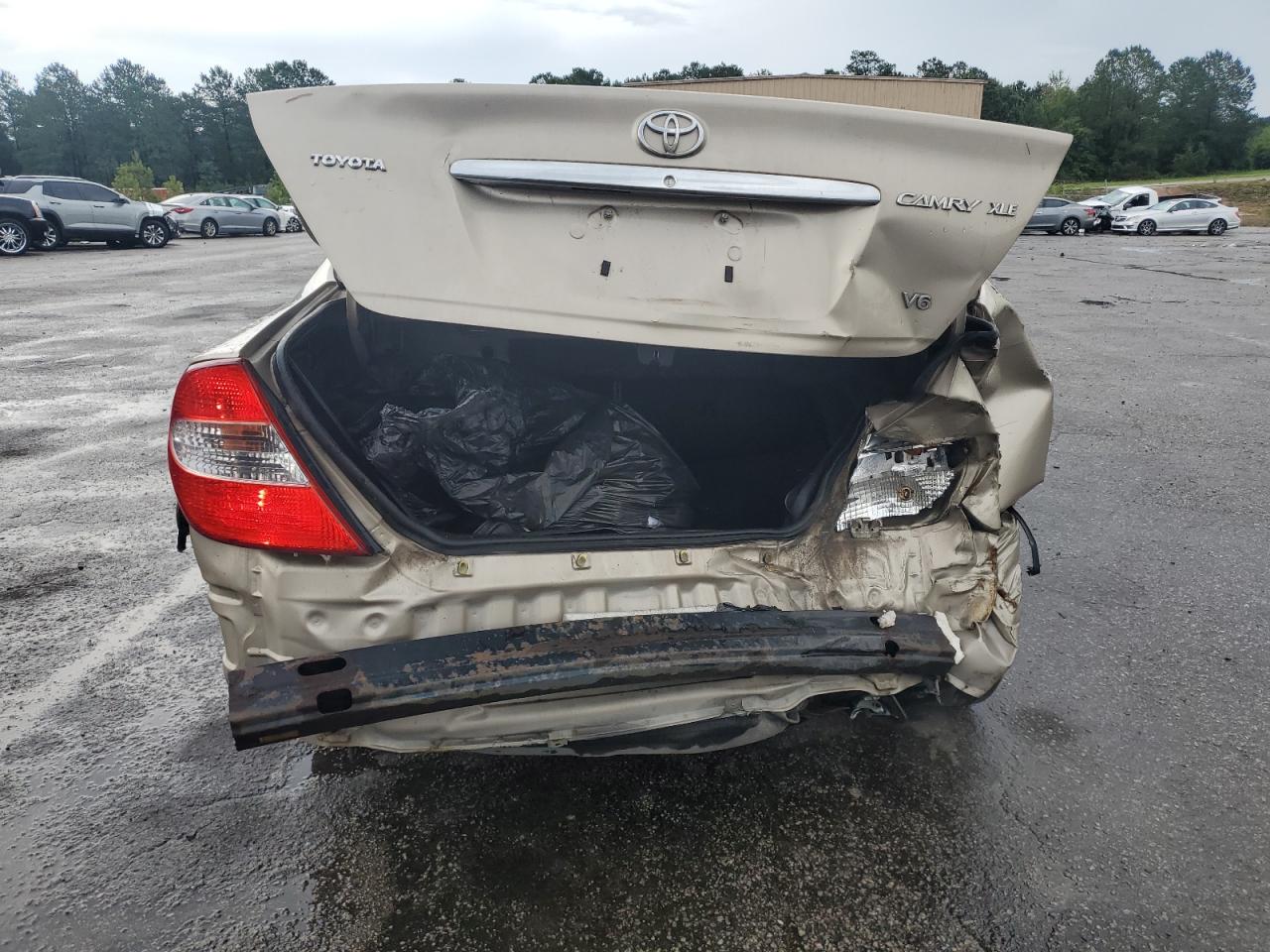 2002 Toyota Camry Le VIN: JTDBF30K920002939 Lot: 60267535