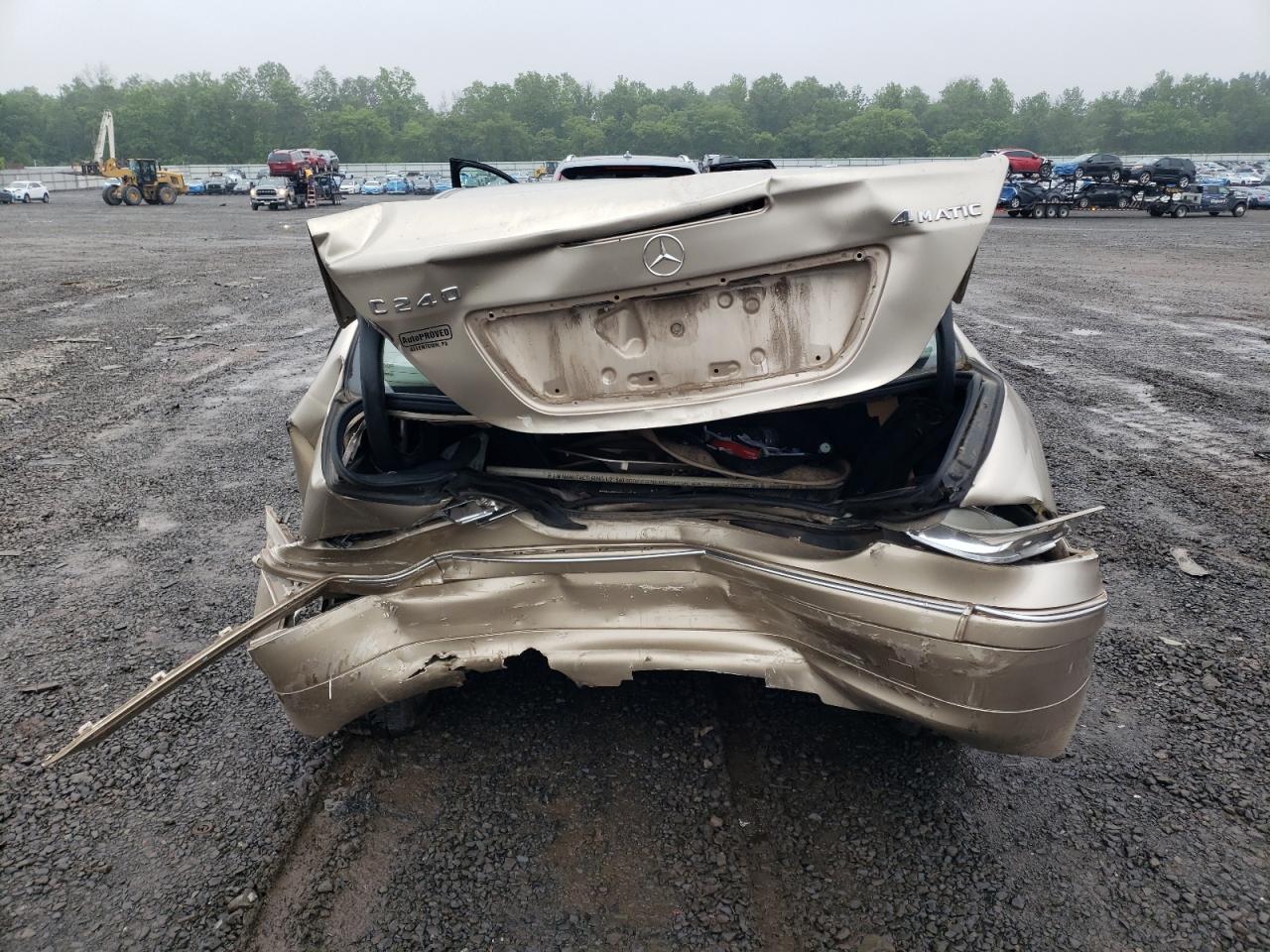 2003 Mercedes-Benz C 240 4Matic VIN: WDBRF81J13F374211 Lot: 61156455