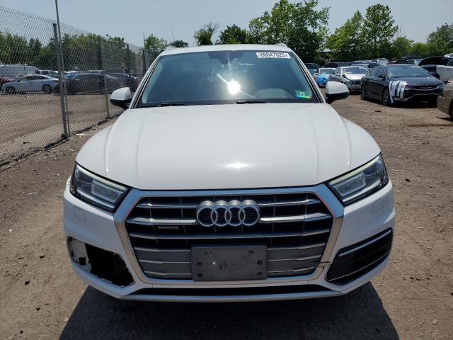  AUDI Q5 2018 Белы