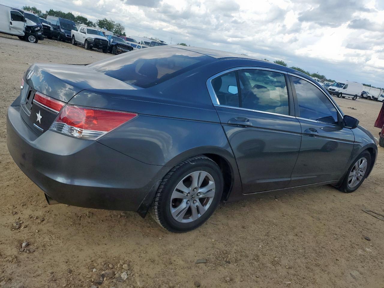 HONDA ACCORD 2011 VIN 1HGCP2F60BA013989 photo 3