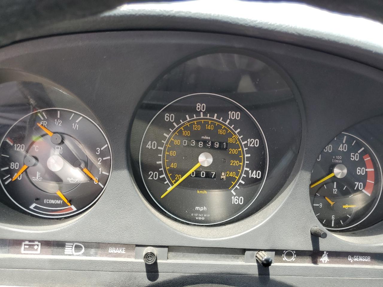 MERCEDES-BENZ SL-CLASS 1982 VIN WDBBA45A1CB015046 zdjęcie 9