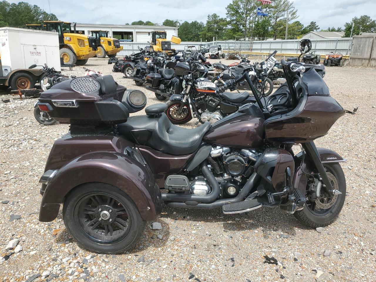 2018 Harley-Davidson Flhtcutg Tri Glide Ultra იყიდება Florence-ში, MS - Minor Dent/Scratches