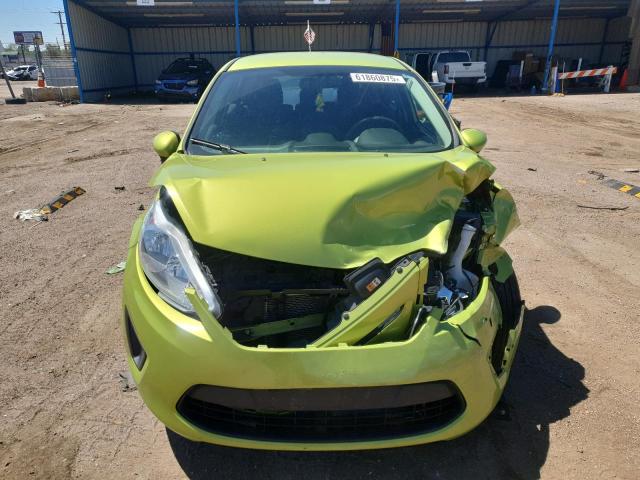  FORD FIESTA 2013 Зеленый