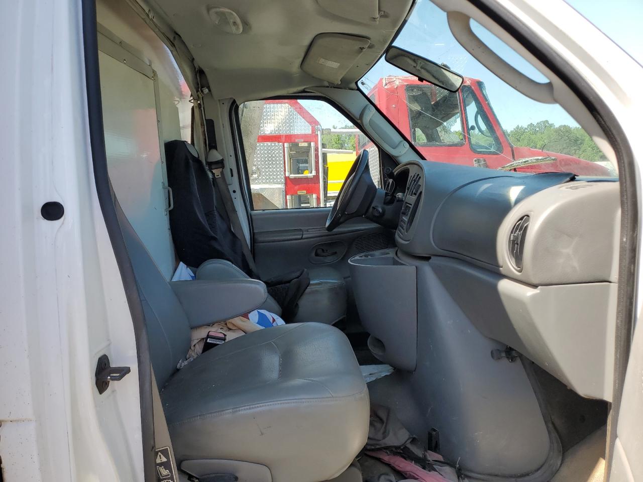 2003 Ford Econoline E350 Super Duty Cutaway Van VIN: 1FDWE35L53HB85664 Lot: 61047235