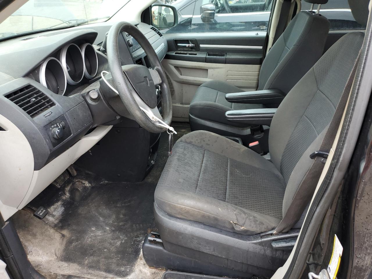 2010 Dodge Grand Caravan Se VIN: 2D4RN4DE4AR114132 Lot: 59208335