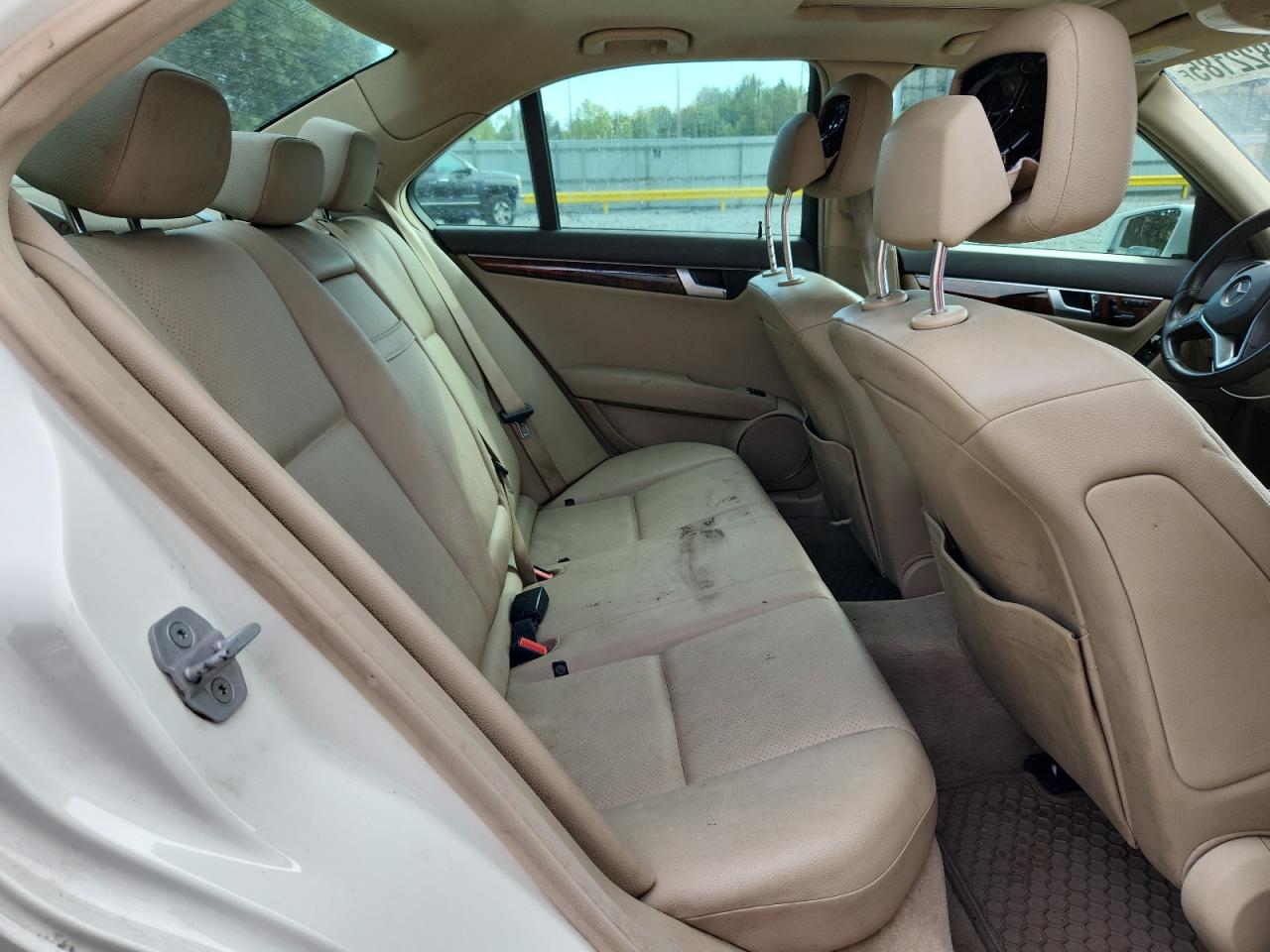 2012 Mercedes-Benz C 300 4Matic VIN: WDDGF8BB6CR233512 Lot: 60822185
