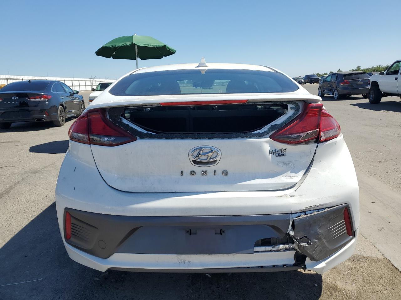 2020 Hyundai Ioniq Blue VIN: KMHC65LC8LU240520 Lot: 61002695