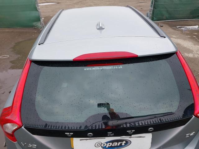 2015 VOLVO V60 BUSINE