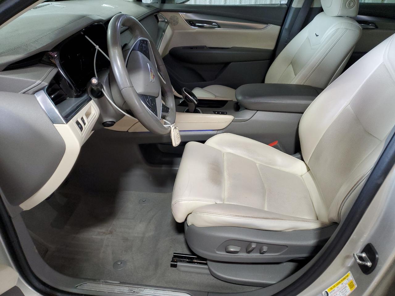 2017 Cadillac Xt5 Luxury VIN: 1GYKNDRS8HZ112665 Lot: 62836485