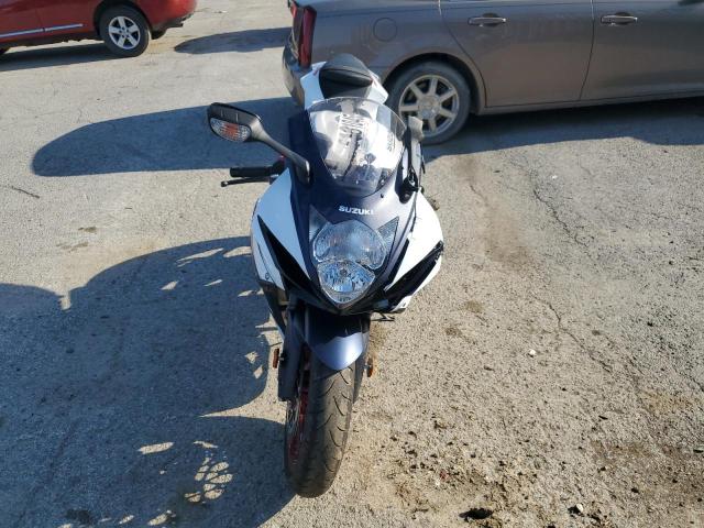 2025 SUZUKI GSX-R600   