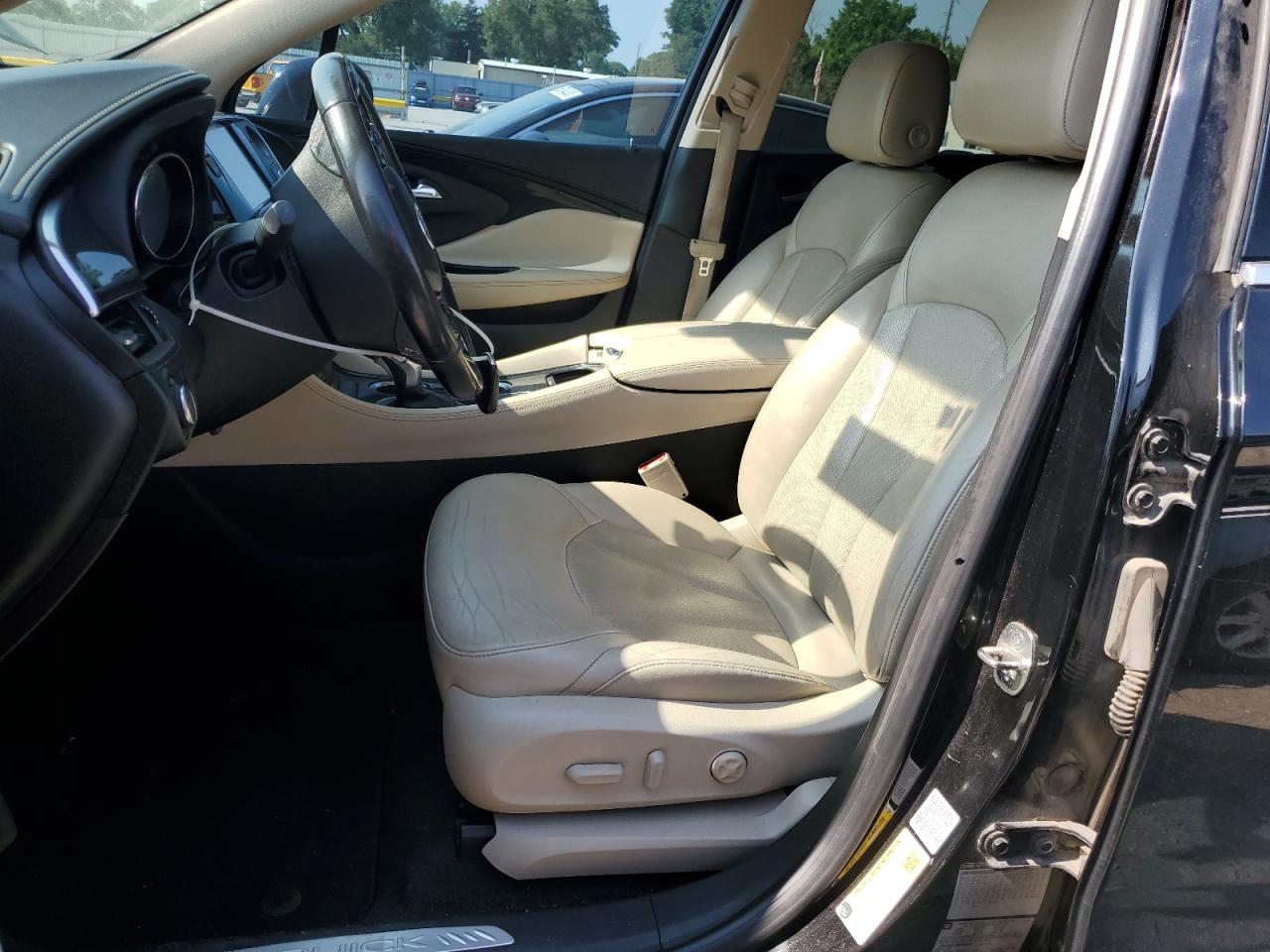 2017 Buick Envision Essence VIN: LRBFXBSA0HD089692 Lot: 60135055