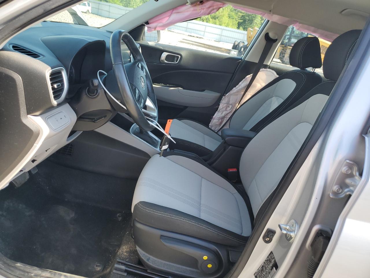 2021 Hyundai Venue Sel VIN: KMHRC8A31MU096107 Lot: 62580405