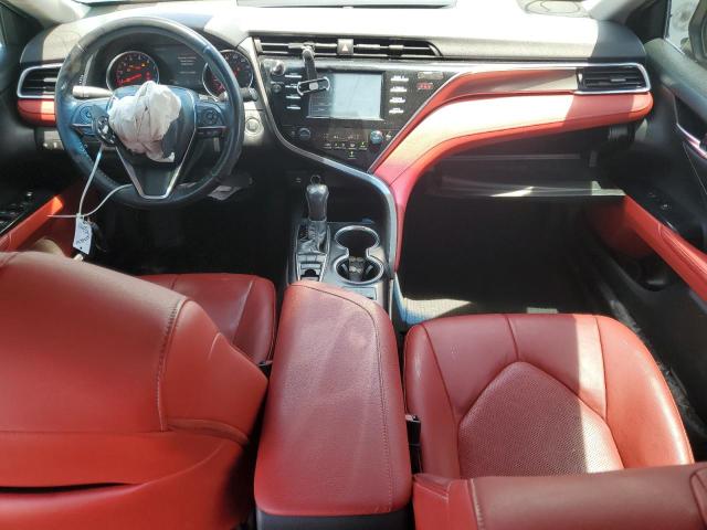  TOYOTA CAMRY 2018 Белый