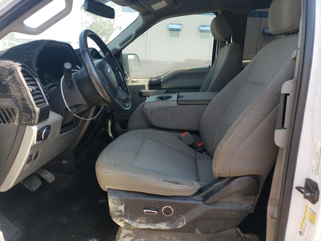 2018 Ford F150 Super Cab VIN: 1FTFX1E56JKE60687 Lot: 62645085