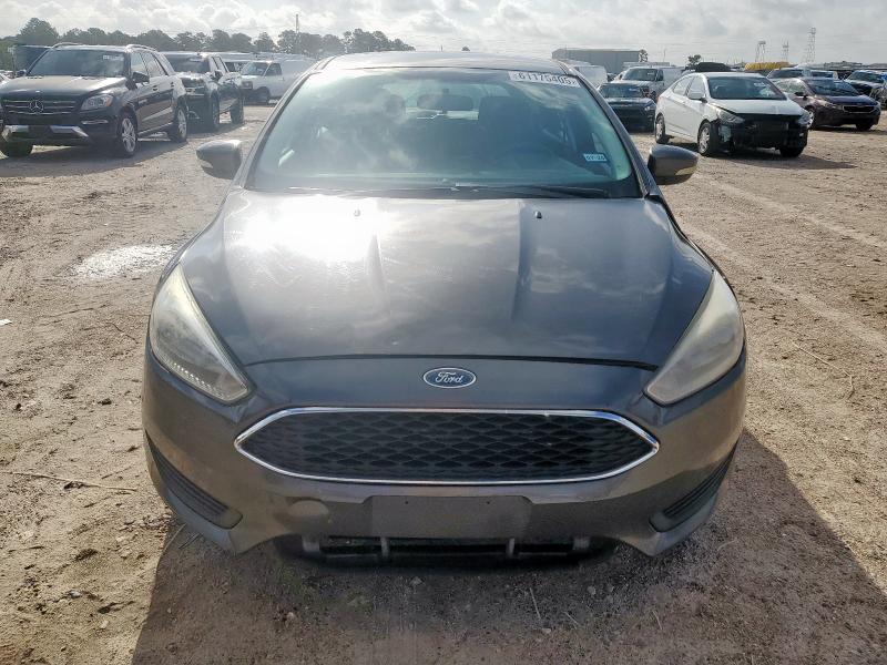 Hatchbacks FORD FOCUS 2015 Gray