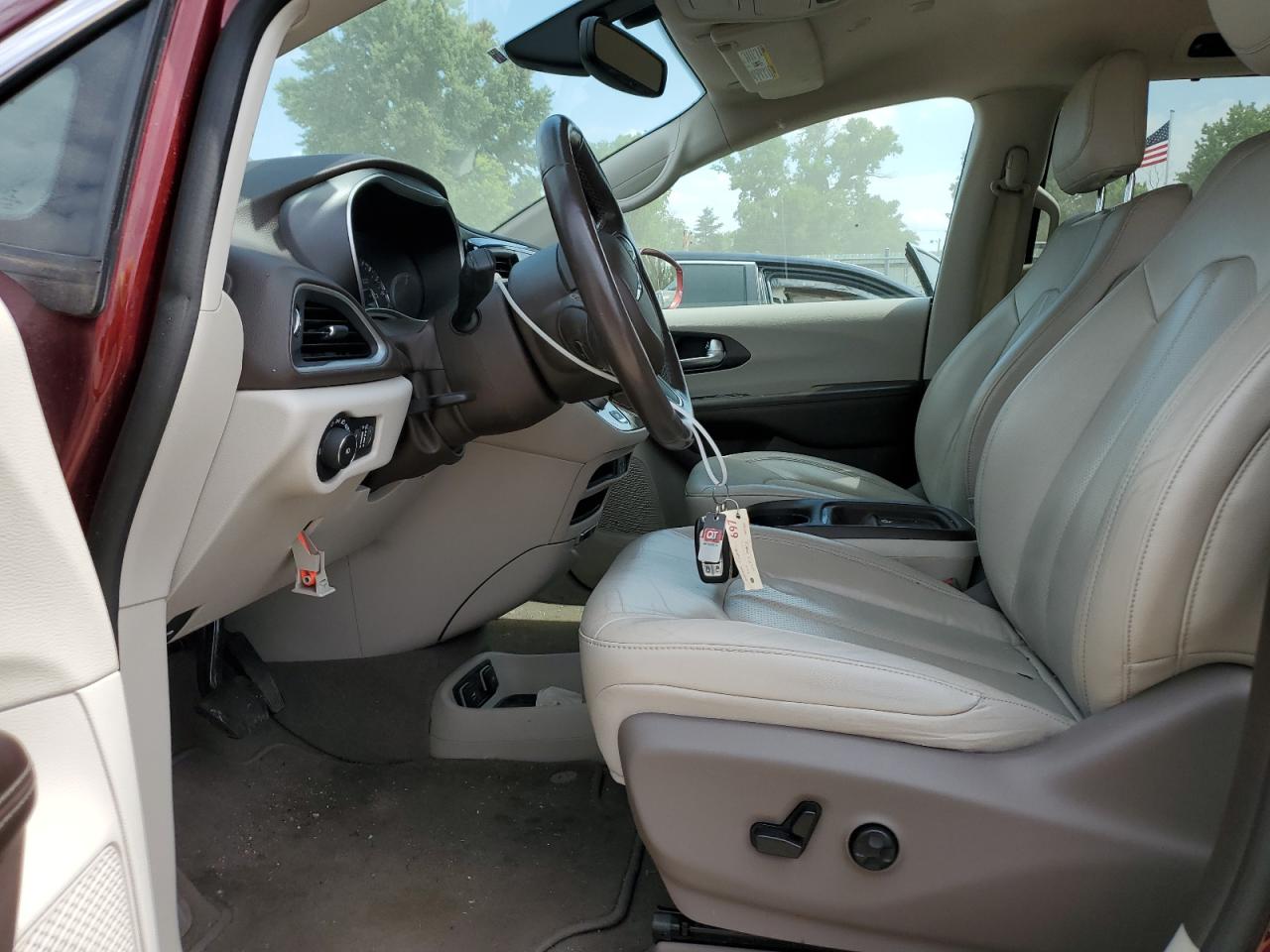 2020 Chrysler Pacifica Touring L VIN: 2C4RC1BG2LR113120 Lot: 60538385