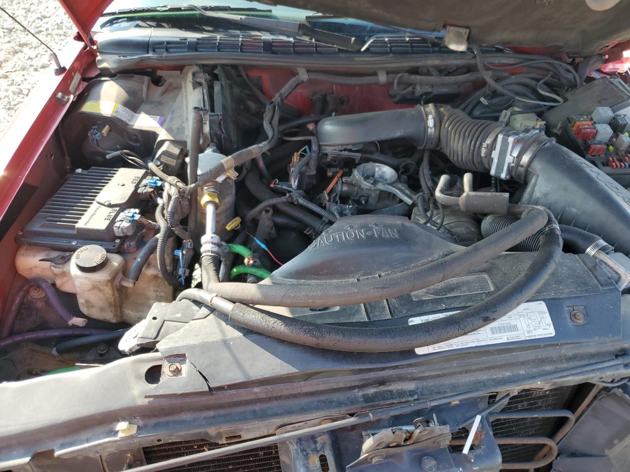 1998 GMC Jimmy VIN: 1GKDT13W1W2560898 Lot: 58831125