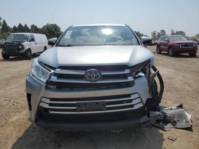  TOYOTA HIGHLANDER 2018 Серебристый