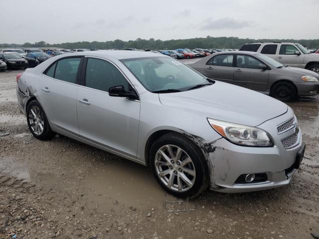 Седаны CHEVROLET MALIBU 2013 Серебристый